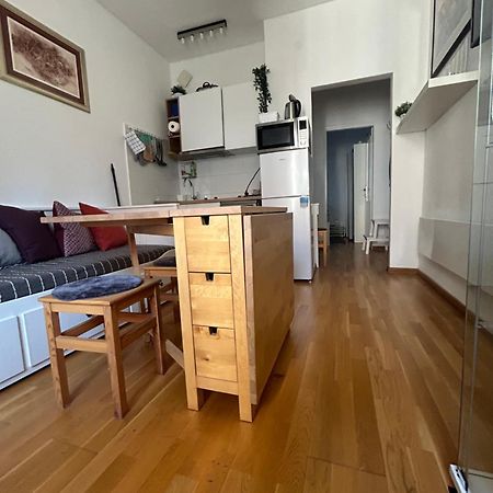 Very Close Studio Apartment Zagreb Exterior foto