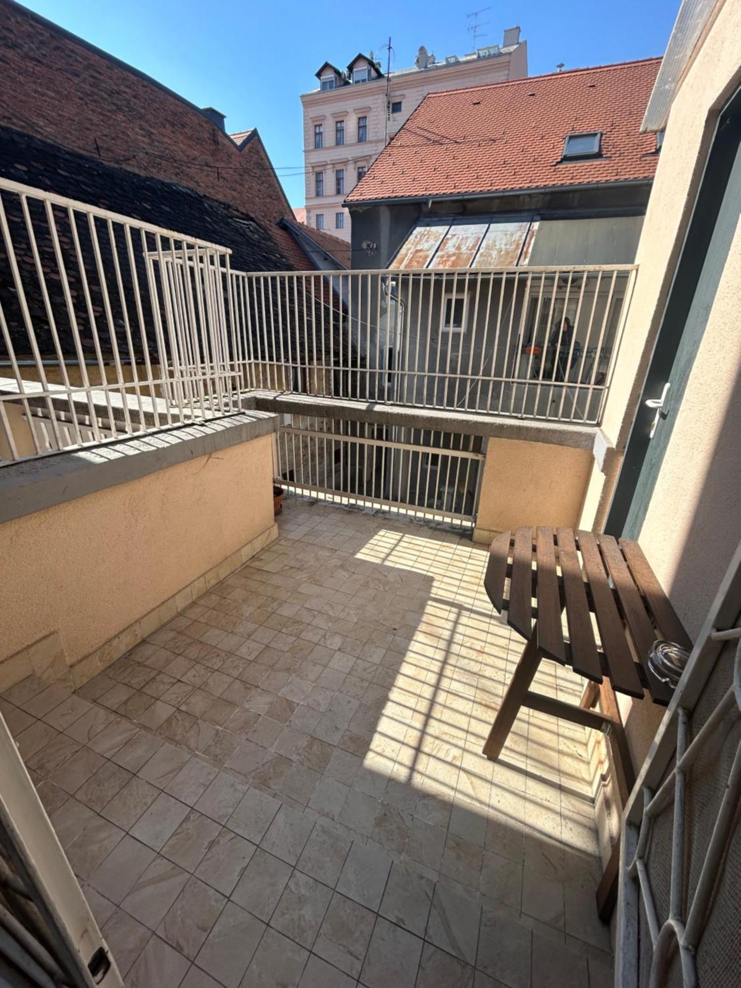 Very Close Studio Apartment Zagreb Exterior foto